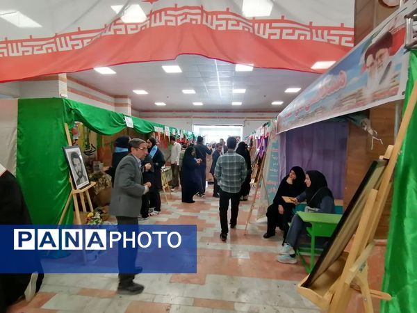 برگزاری یادواره شهدای فرهنگی و دانش‌آموزی در سالن غدیر شهرستان شیروان