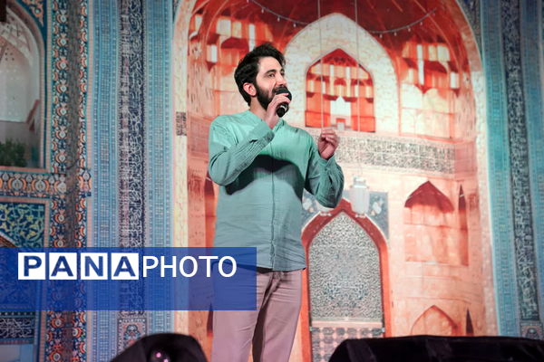 جشنی دهه کرامت در حرم زینبیه