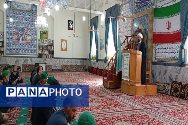 نماز جمعه همزمان با ایام فاطمیه در مسجد جامع شهر بارنیشابور