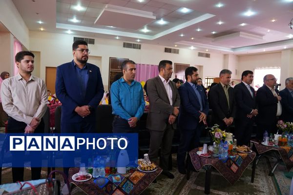 گزارش تصویری زنگ عاطفه‌ها اصفهان