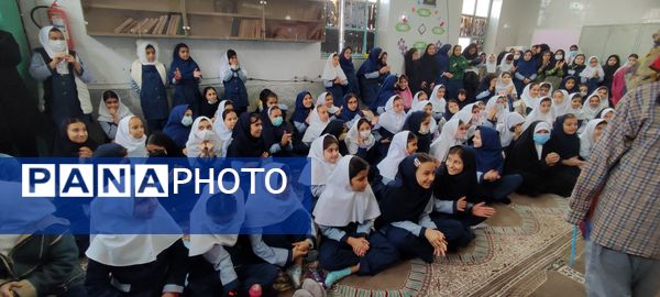 جشن ولادت حضرت فاطمه زهرا (س) و روز مادر در دبستان شهید احمد خاقانی شهرستان شیروان