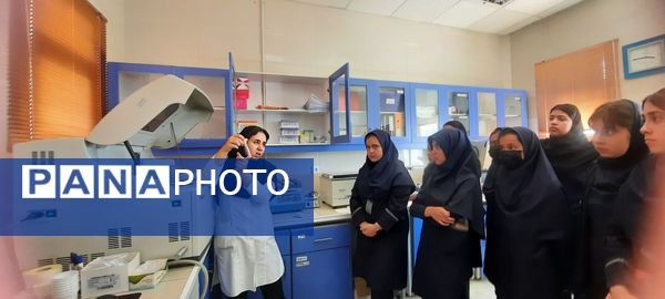 بازدید دانش‌آموزان مدرسه حضرت فاطمه(س) از شهرداری و مرکز سلامت کدکن