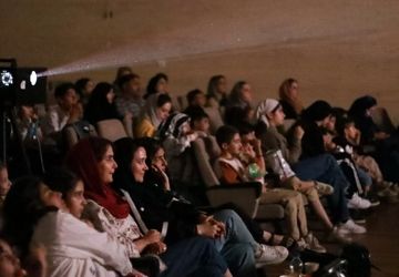 سینما سیار انجمن سینمای جوانان ایران، پیام‌آور شادی و امید برای کودکان در روزهای مقاومت
