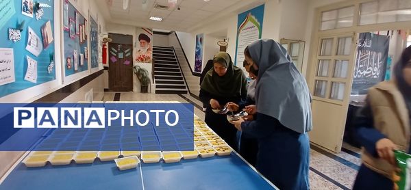 برپایی موکب دانش‌آموزی به‌مناسبت شهادت حضرت فاطمه(س)