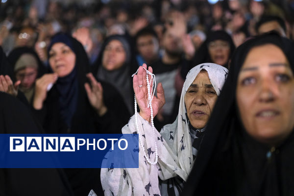 جشن آغاز امامت حضرت مهدی(عج) در مسجد جمکران