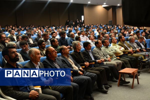 گرامیداشت روز معلم با حضور معاون وزیر در لردگان