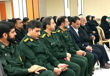 جلسه جهاد تبیین و مراسم تکریم و معارفه فرمانده بسیج دانش‌آموزی حوزه۸ سمیه اصفهان برگزار شد