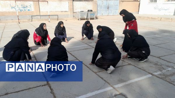 اجرای مانور سراسری زلزله در مدارس منطقه کوهنانی با هدف ارتقای آمادگی دانش‌آموزان