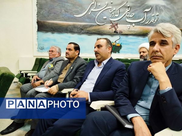 جلسه مشترک شورای اداری و شورای فرهنگ عمومی شهرستان کاشمر