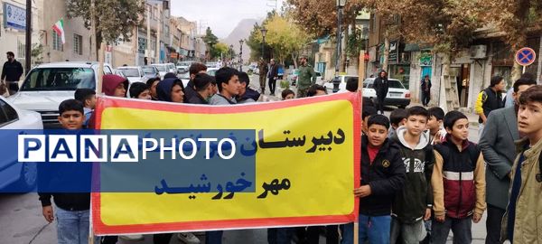 راهپیمایی روز13 آبان در شهر کلات برگزار شد