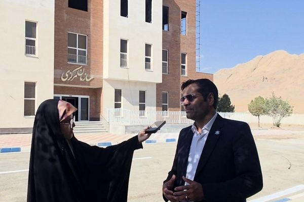 مشارکت مردم و دولت در توسعه‌ی دانشگاه‌ها و مراکز آموزشی ضروری است