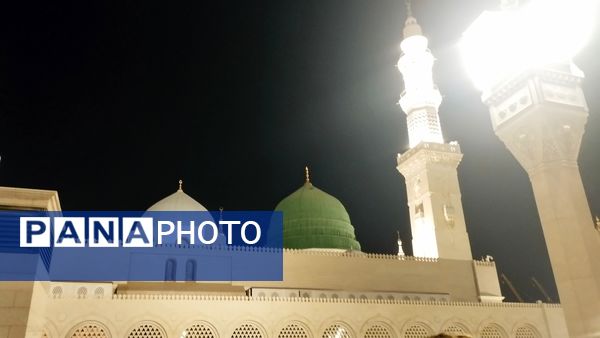 عطر آرامش در آستان پیامبر رحمت