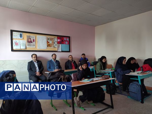 اداره یک روز مدرسه(طرح ایما) توسط دانش‌آموزان دبیرستان فرزانگان استعداد درخشان ملارد