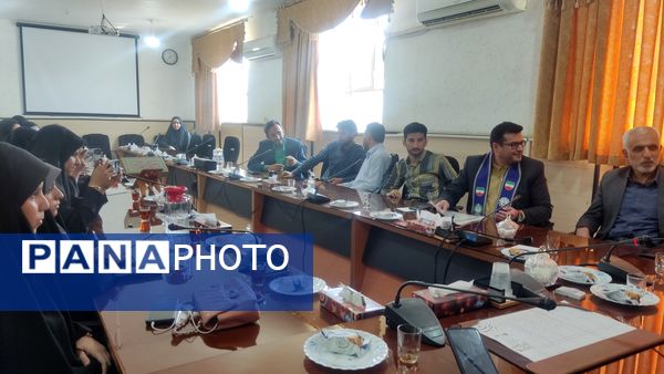 دیدار خبرنگاران پانا با مدیر آموزش و پرورش ناحیه 3 قم