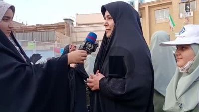 برپایی بازارچه دانش‌آموزی «شب یلدا» در مدرسه محدثه قم