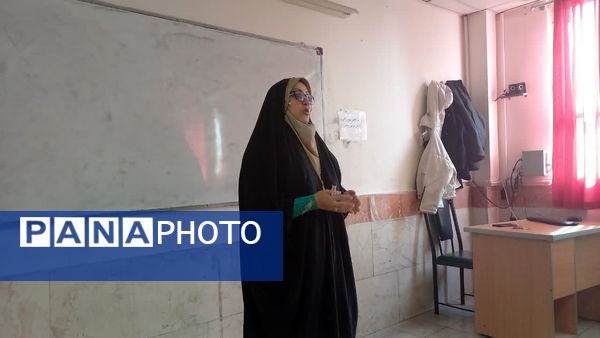 برگزاری مانور زلزله در دبیرستان سردار شهید قاسم سلیمانی 