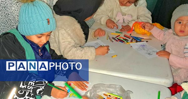 برپایی غرفه فرهنگی کودک در شهرستان کاشمر 