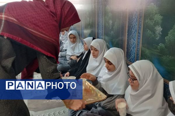 جشن بلوغ در دبستان شاهد فاطمه زهرا (س)