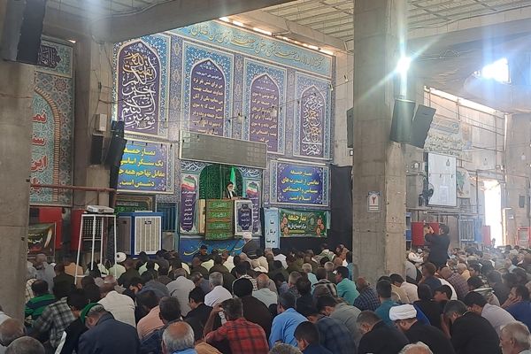 نماز جمعه در آخرین جمعه ماه محرم 