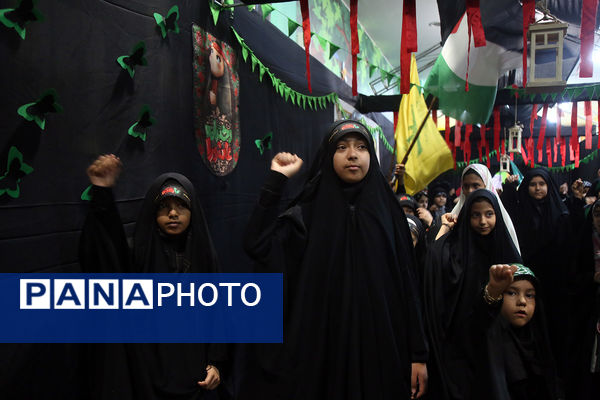 عزاداری کودکان هیات «زیر گنبد طلا» برای دختر سه ساله امام حسین(ع)