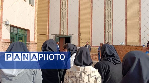 همایش بزرگداشت هفته کتاب و کتابخوانی در شهرستان ایلام