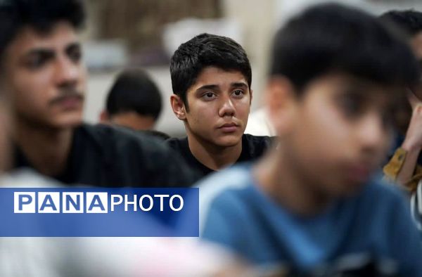 اعتکاف دانش‌آموزان در گلستان