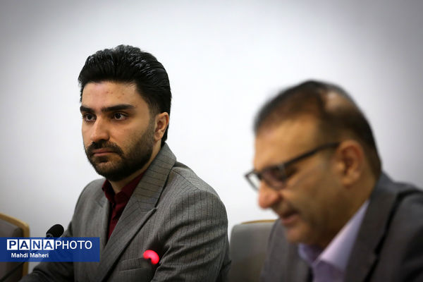 نشست خبری مدیرعامل بنیاد چهارم خرداد