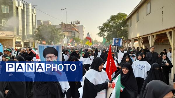 بیعت دوباره مردم قم با رهبری و مرجعیت 