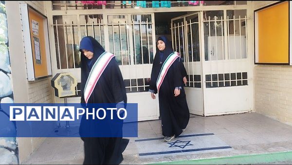 گرامیداشت هفته قرآن ، عترت و نماز در دبیرستان شاهد تکتم 