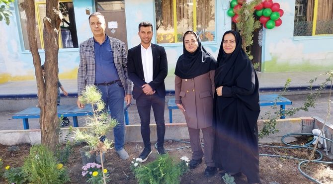 اجرای ویژه برنامه مهر سبز در دبستان هیئت امنایی امید ناحیه ۳