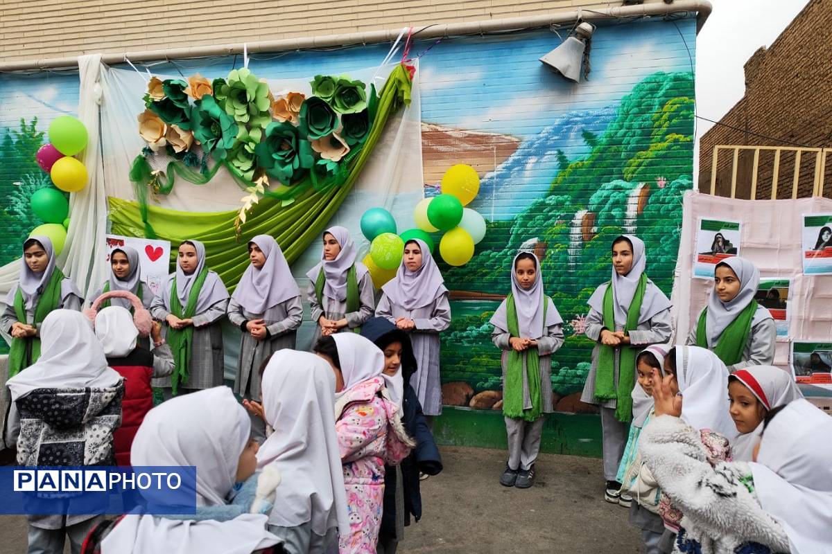 مدارس ورامین در سالروز ولادت حضرت زهرا(س) غرق در شور و جشن 