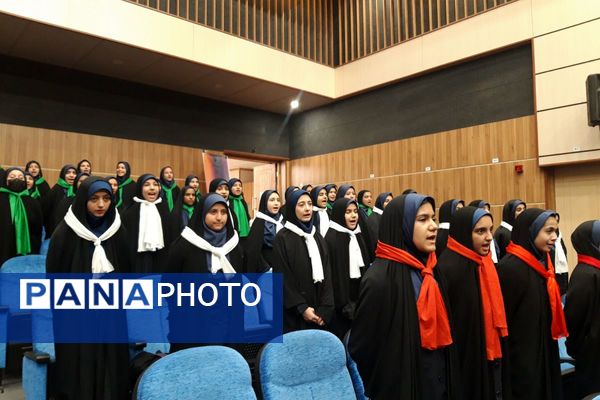 یادواره شهدای جنگ دوازده روزه در سالن ارشاد اسلامی شهرستان قدس