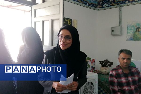 برنامه تجربه‌گردانی طرح مدرسه بدون پسماند در دبستان شهید رازدان ناحیه ۷ مشهد