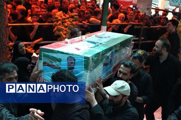 جلوه‌های حزن و خشم در مراسم تشییع شهدا