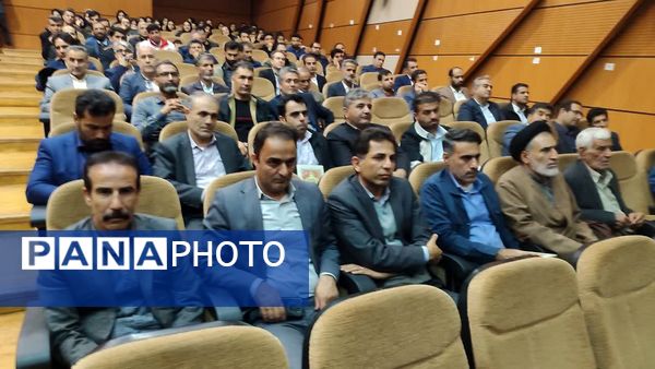 مراسم یادبود خیر مدرسه‌ساز در کوهدشت 