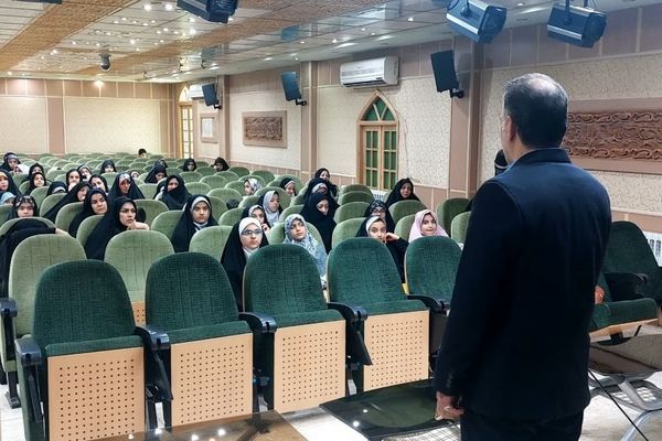 جشنواره ستارگان قرآنی در امامزاده سیدجعفر محمد یزد