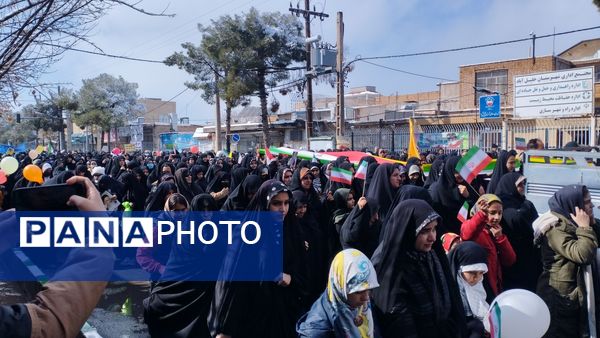 راهپیمایی یوم الله ۲۲ بهمن ماه در شهرستان خلیل‌آباد