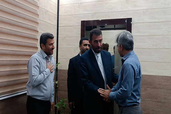 دیدار مدیرکل آموزش و پرورش استان بوشهر با همکاران و مسئولان به مناسبت عید نوروز