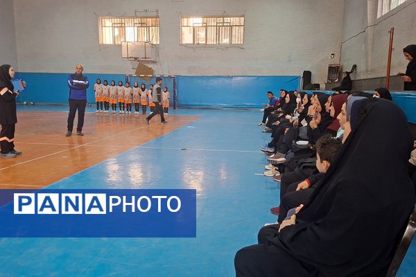 کارگاه توانمندسازی و مهارت آموزشی ورزشی شهرستان قرچک