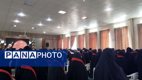 نواخته شدن زنگ ایثار و شهادت در دبیرستان شاهد خاندان قفلی ناحیه ۷