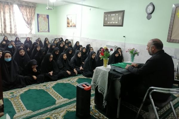 عزاداری وفات حضرت ام البنین در دبیرستان حاج مهدی روحانی ارغا 