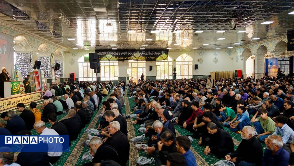 نماز جمعه در کاشمر 