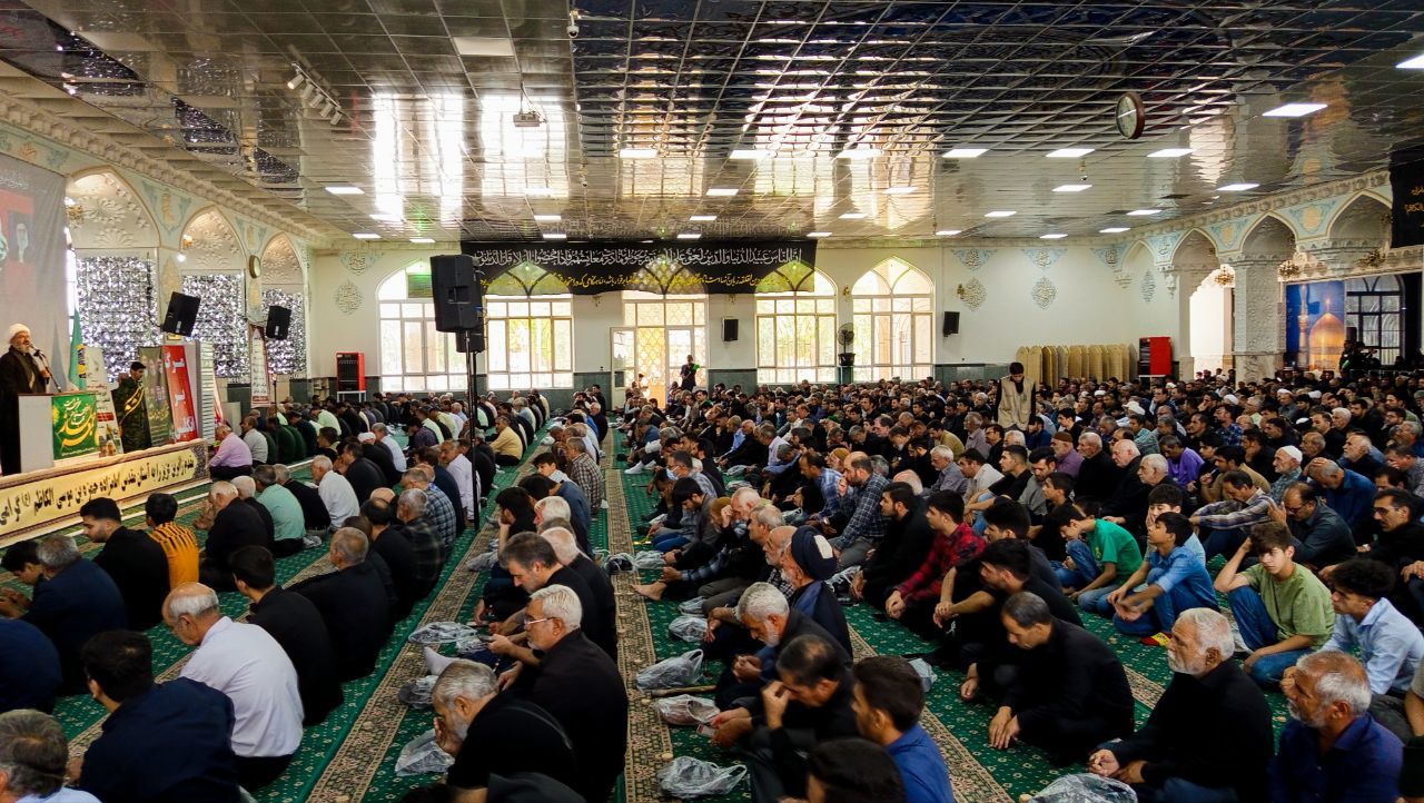 نماز جمعه در کاشمر 