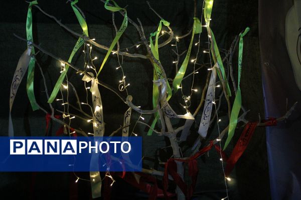 تئاتر دلدادگی در مکان سلسله الذهب نیشابور در شب هفتم محرم 