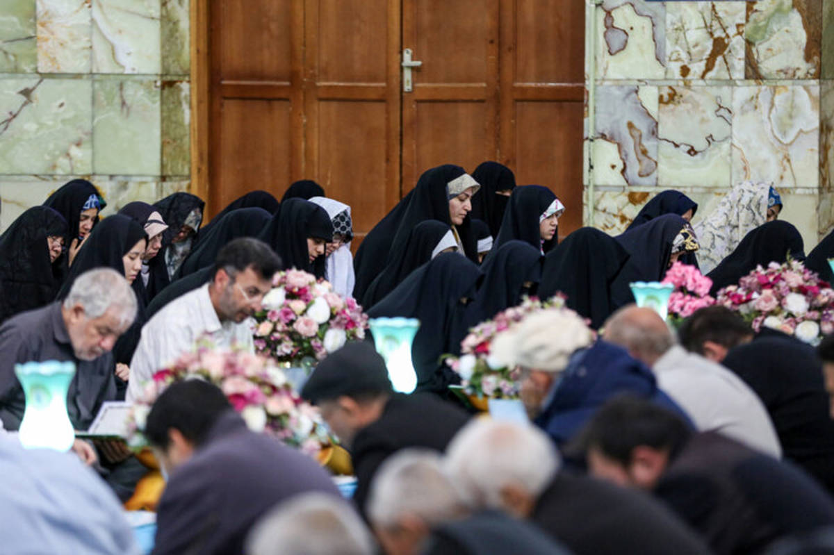 ۴۲۵ امامزاده آماده اسکان و پذیرای مسافران نوروزی است