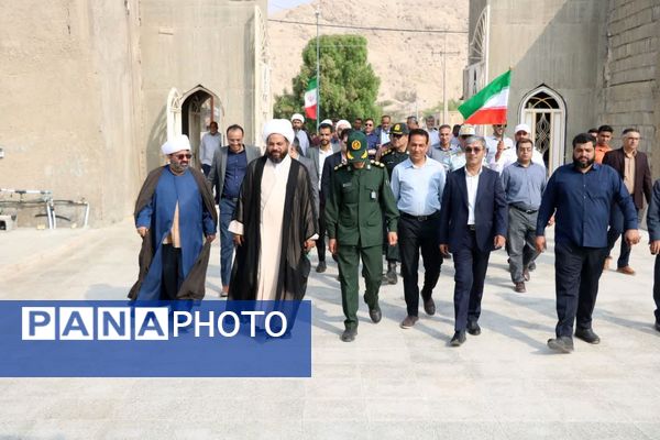 تجدید میثاق با شهدا و آرمانهای انقلاب در آغاز هفته دفاع مقدس