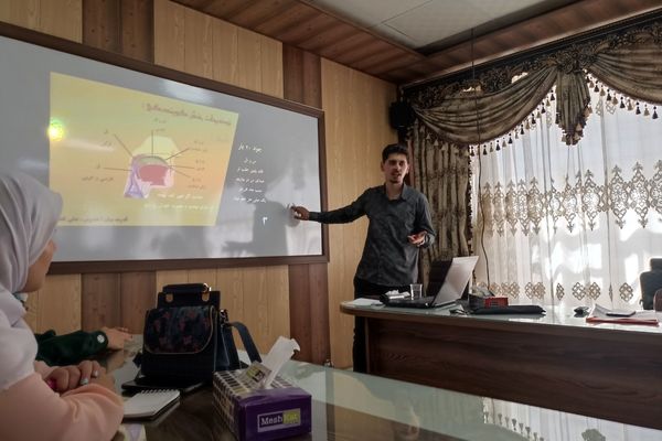 دوره فوق پیشرفته گویندگی «گامی برای بیان شما» در خبرگزاری پانا آذربایجان شرقی