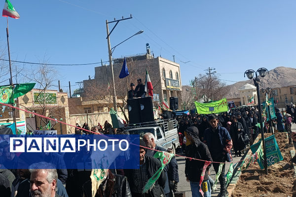 مردم شهر صغاد حامی آرمان‌های انقلاب با حضور در راهپیمایی ۲۲ بهمن