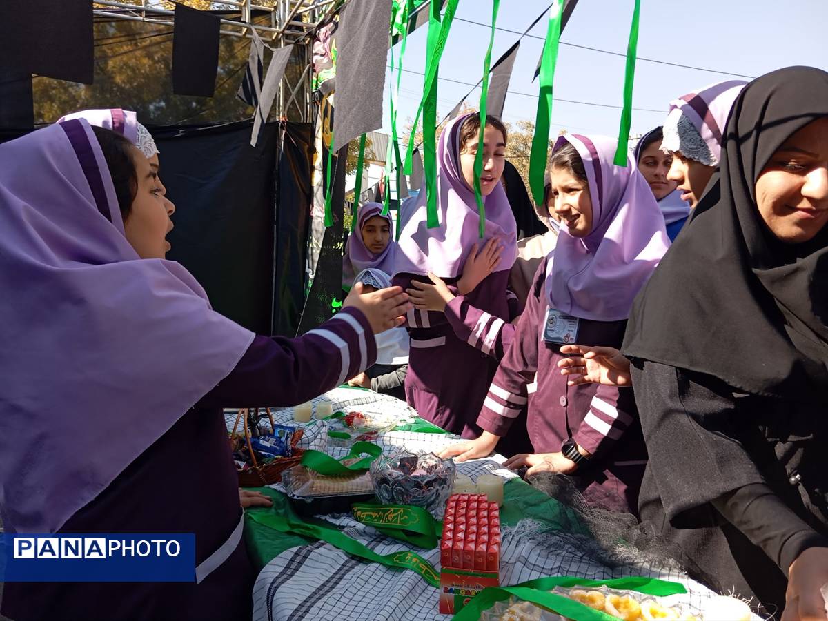 دبستان شهید کشاورز در سوگ فاطمیه