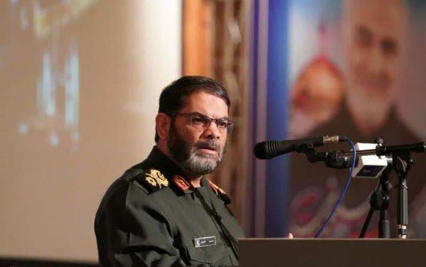 شهیدان فرهنگ عاشورا را در دفاع مقدس زنده کردند